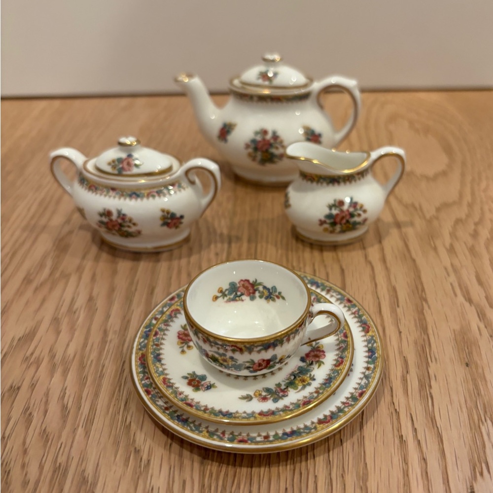Coalport Ming Rose miniature cabinet tea set